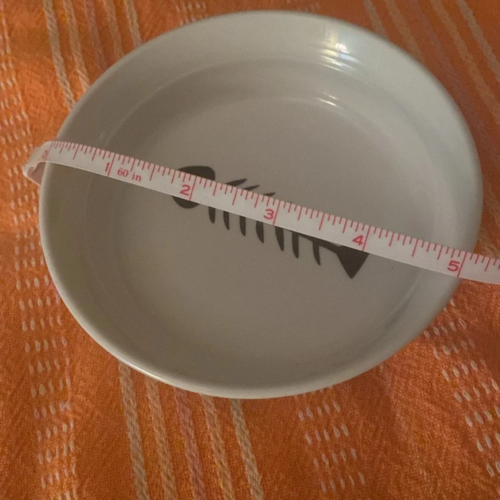Cat bowl - White Ceramic with Fish Design